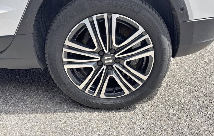 Choisissez votre seat arona chez CarGo Flex
