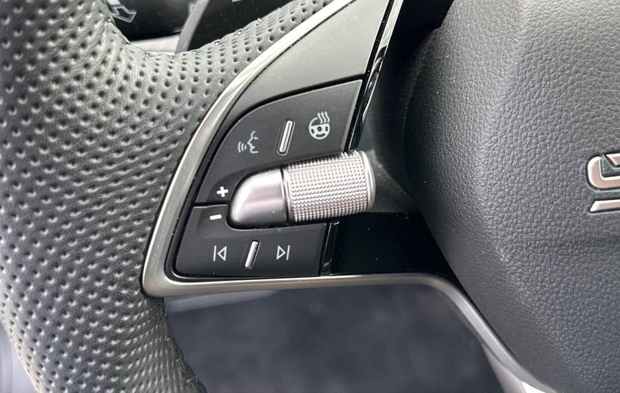 Choisissez votre skoda elroqelectrique chez CarGo Flex