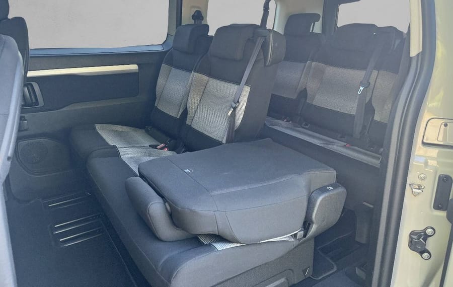 Choisissez votre citroen spacetourerelectrique chez CarGo Flex