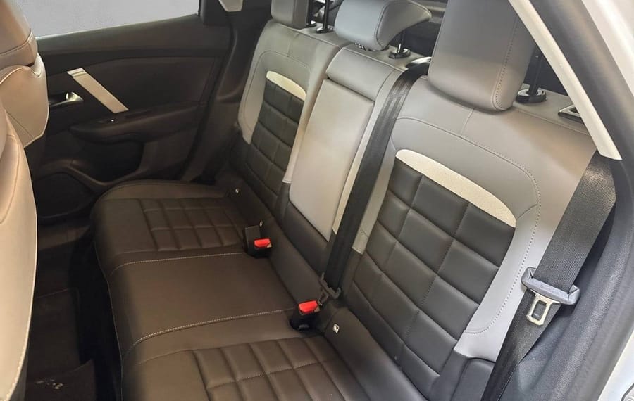 Choisissez votre citroen c4 chez CarGo Flex