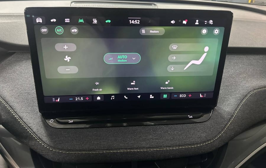 Choisissez votre skoda elroqelectrique chez CarGo Flex