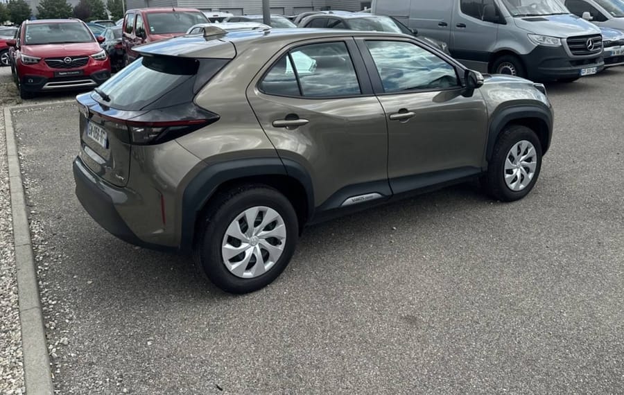 Choisissez votre toyota yariscross chez CarGo Flex
