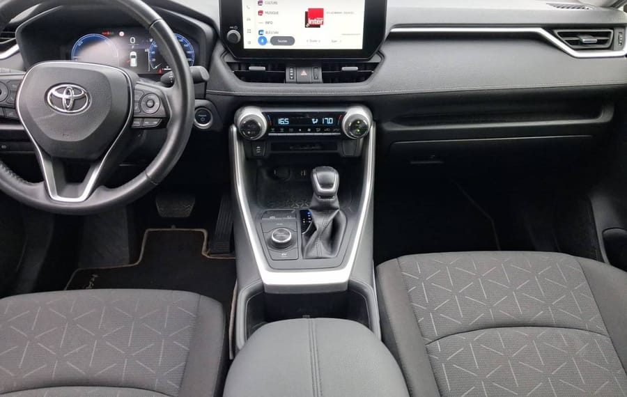 Choisissez votre toyota rav4 chez CarGo Flex