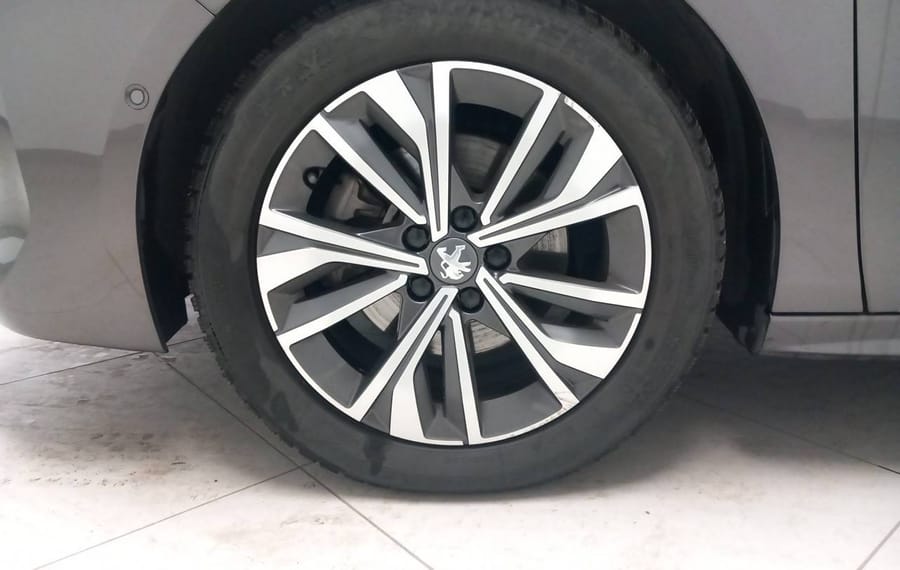 Choisissez votre peugeot 508break chez CarGo Flex