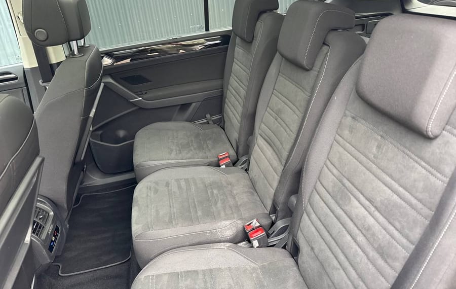 Choisissez votre volkswagen touran chez CarGo Flex