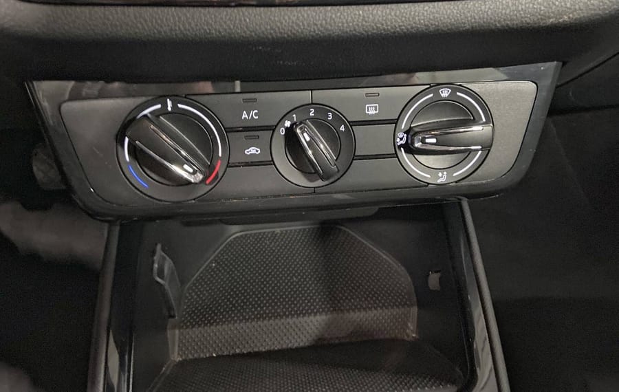 Choisissez votre skoda fabia chez CarGo Flex