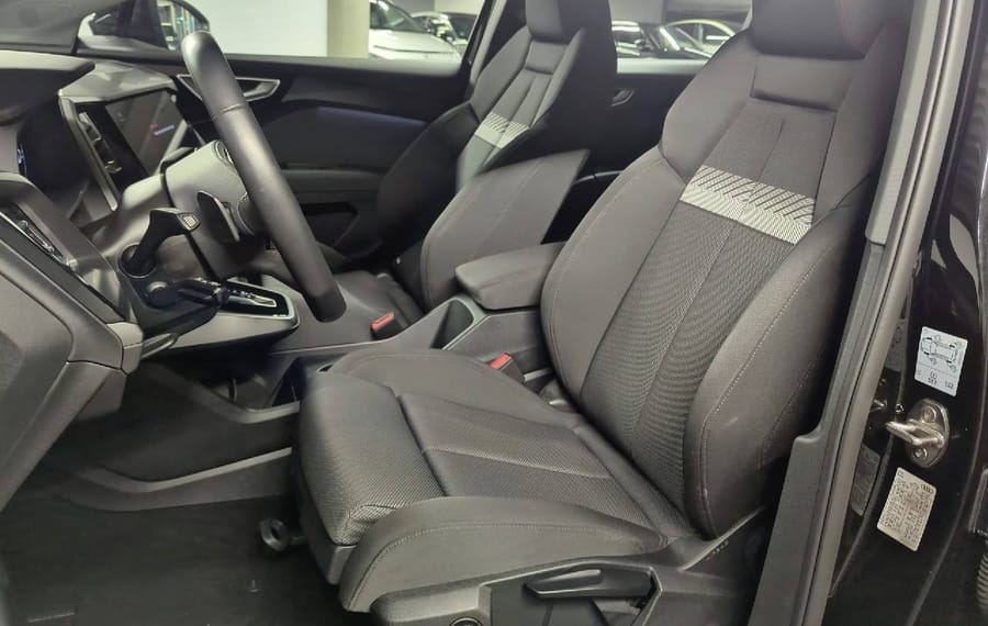 Choisissez votre audi q4electrique chez CarGo Flex