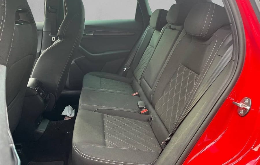 Choisissez votre skoda karoq chez CarGo Flex