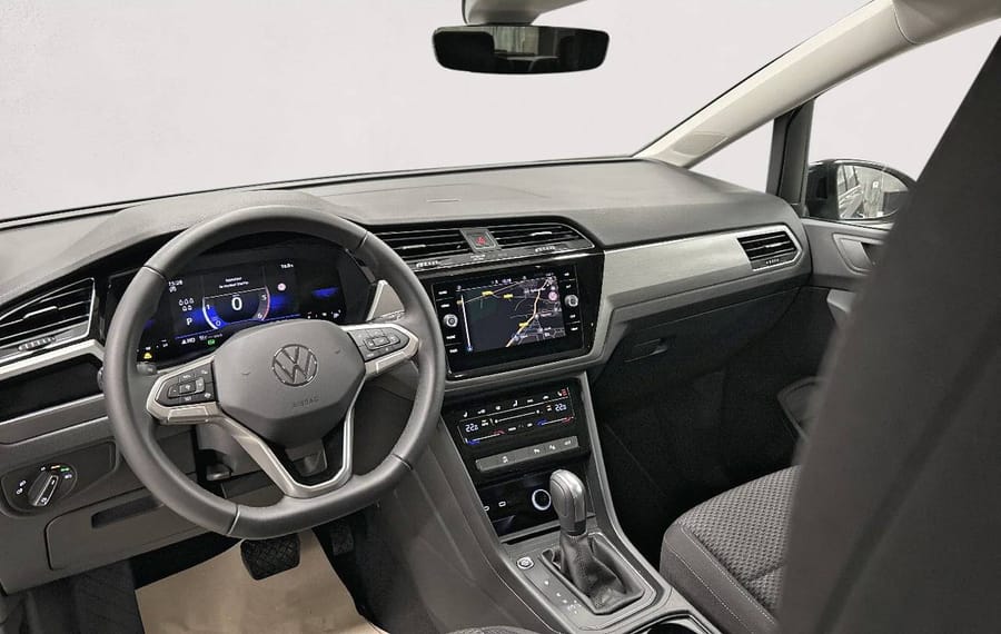 Choisissez votre volkswagen touran chez CarGo Flex