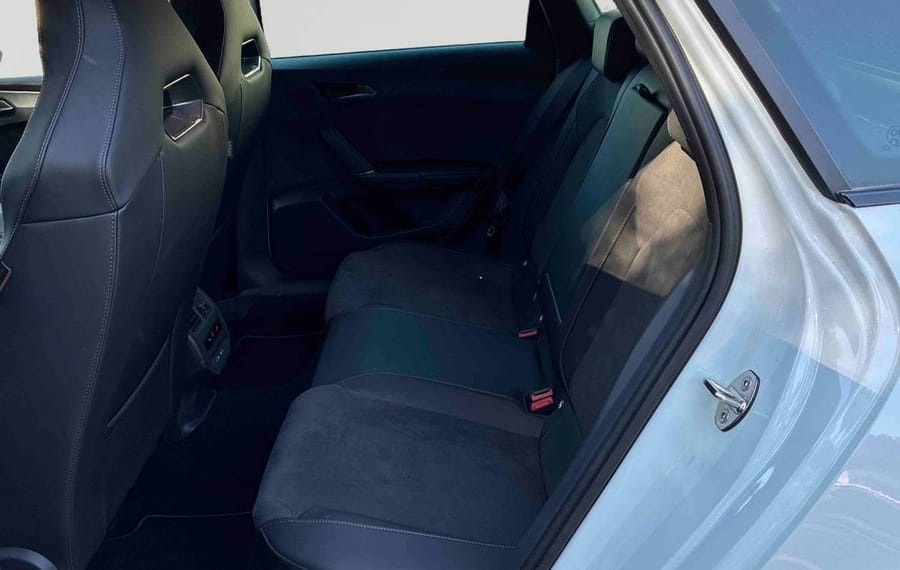 Choisissez votre cupra leonbreak chez CarGo Flex