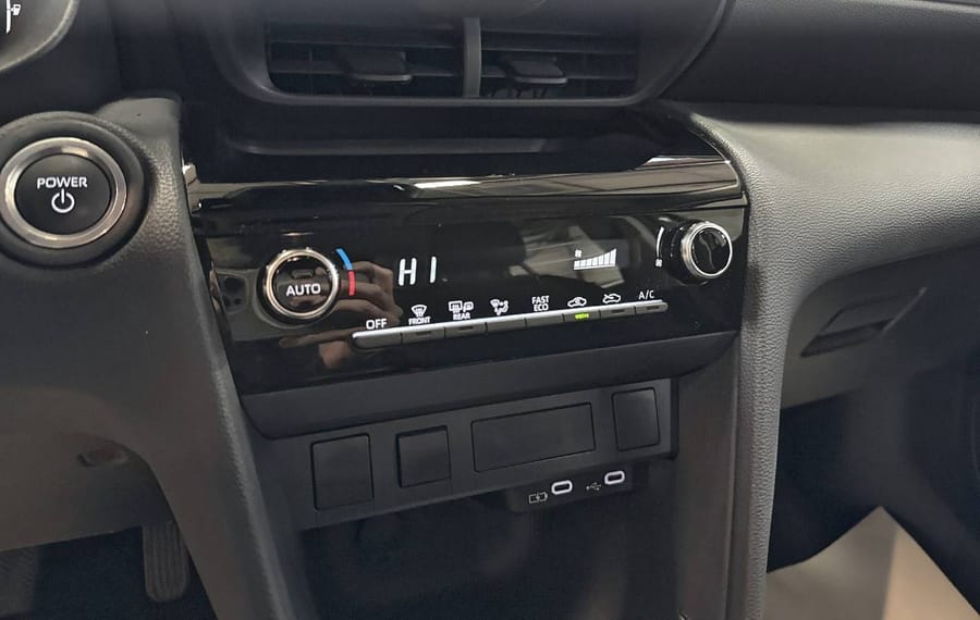 Choisissez votre toyota yariscross chez CarGo Flex