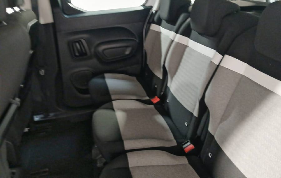 Choisissez votre citroen berlingo chez CarGo Flex