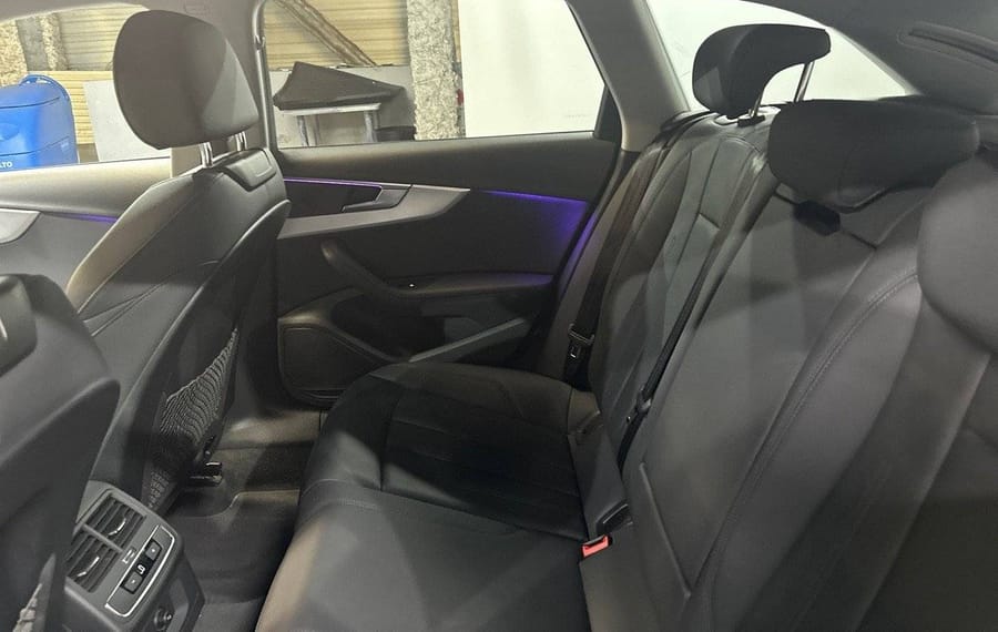 Choisissez votre audi a4allroadbreak chez CarGo Flex