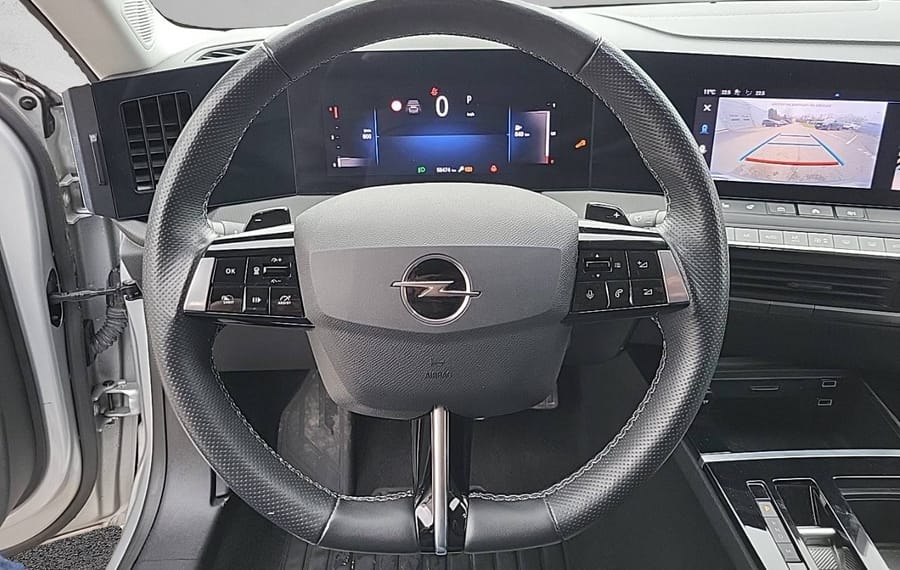 Choisissez votre opel astra chez CarGo Flex
