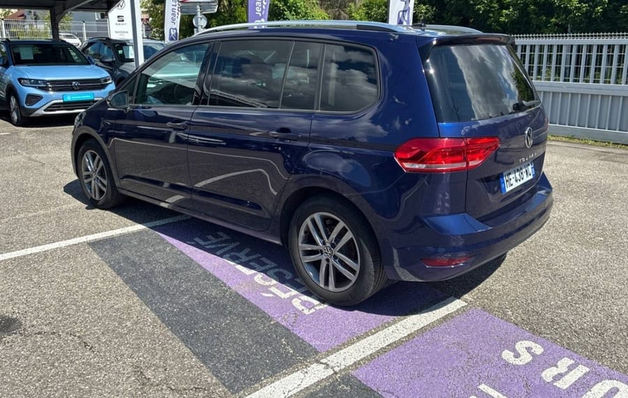 Choisissez votre volkswagen touran chez CarGo Flex