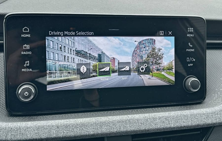 Choisissez votre skoda scala chez CarGo Flex