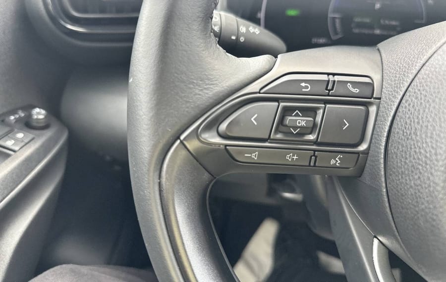 Choisissez votre toyota yariscross chez CarGo Flex