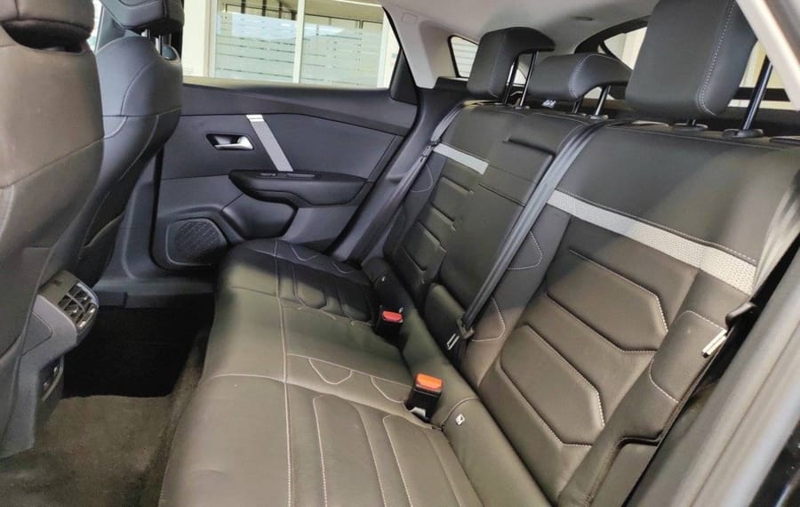 Choisissez votre citroen c4electrique chez CarGo Flex
