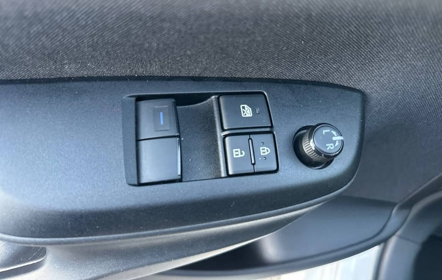 Choisissez votre toyota yaris chez CarGo Flex