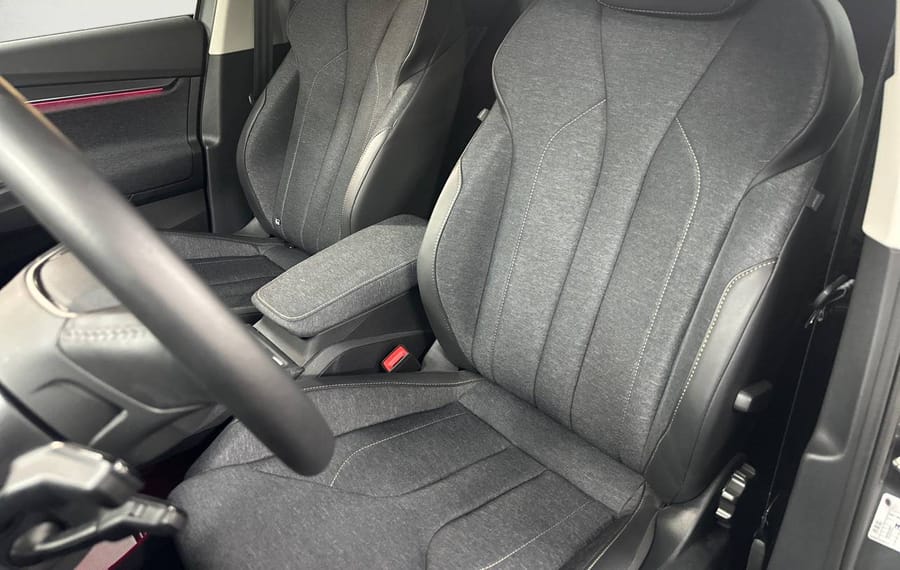 Choisissez votre skoda elroqelectrique chez CarGo Flex