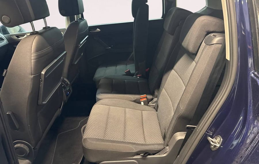 Choisissez votre volkswagen touran chez CarGo Flex