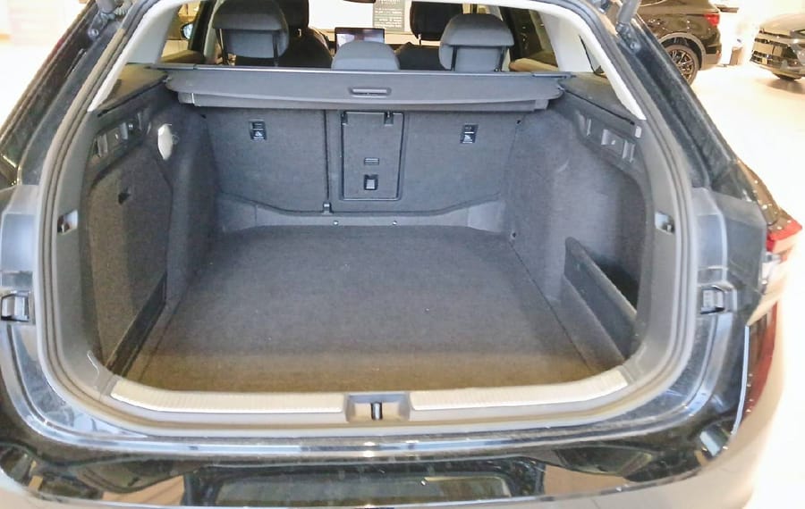 Choisissez votre skoda superbbreak chez CarGo Flex