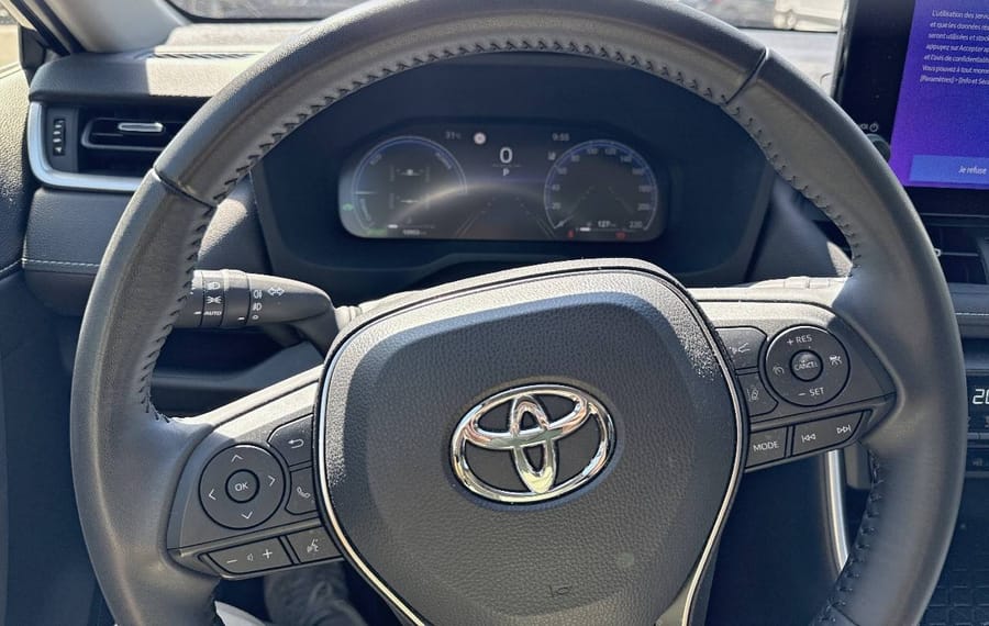 Choisissez votre toyota rav4 chez CarGo Flex