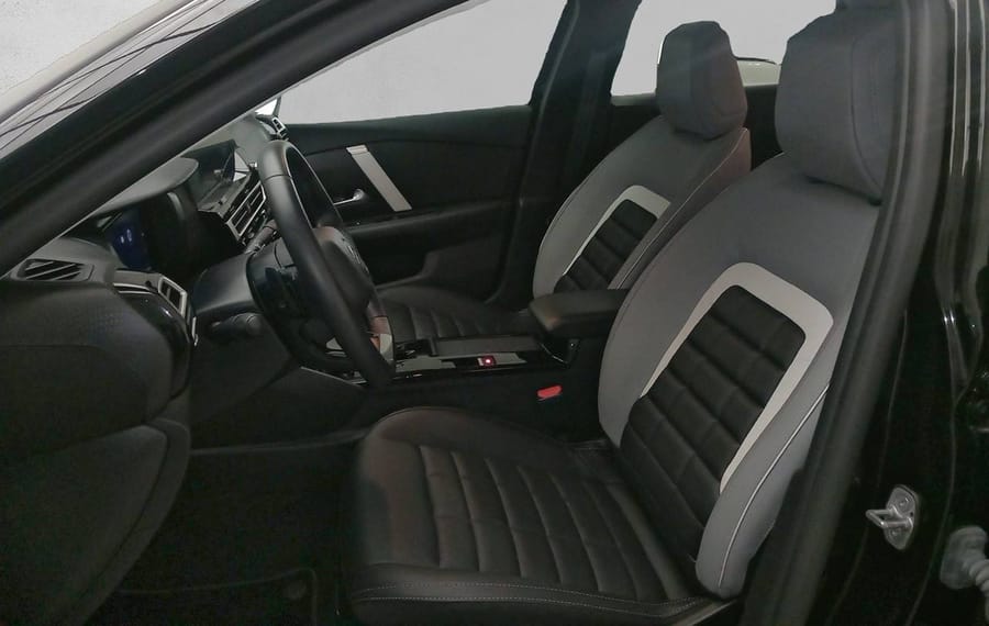 Choisissez votre citroen c4 chez CarGo Flex