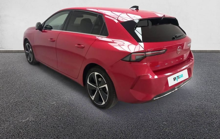 Choisissez votre opel astra chez CarGo Flex