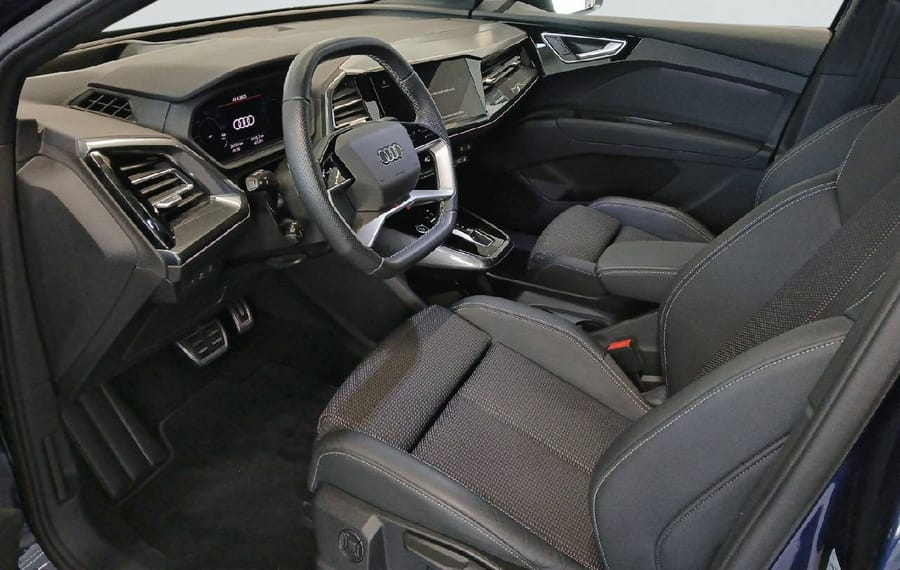 Choisissez votre audi q4electrique chez CarGo Flex