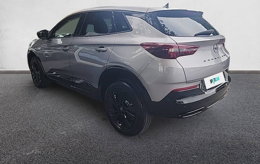 Choisissez votre opel grandland chez CarGo Flex