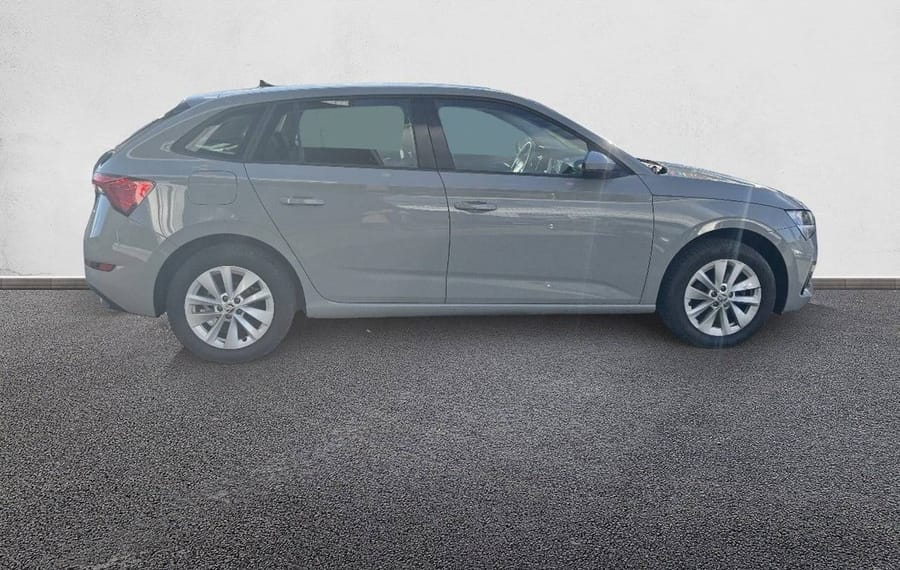 Choisissez votre skoda scala chez CarGo Flex