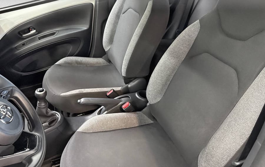 Choisissez votre toyota aygox chez CarGo Flex