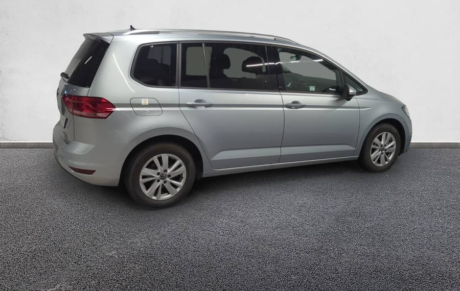 Choisissez votre volkswagen touran chez CarGo Flex