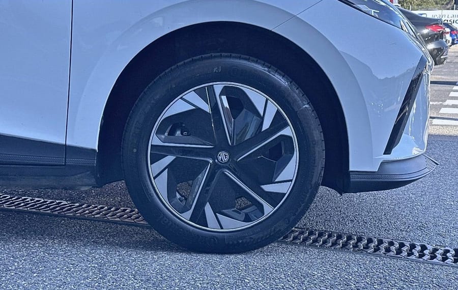 Choisissez votre mg mg4electrique chez CarGo Flex