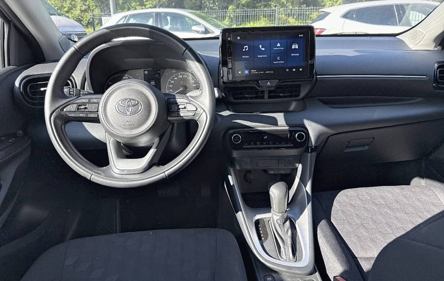 Choisissez votre toyota yaris chez CarGo Flex