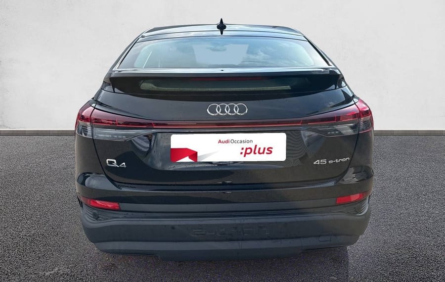 Choisissez votre audi q4electrique chez CarGo Flex