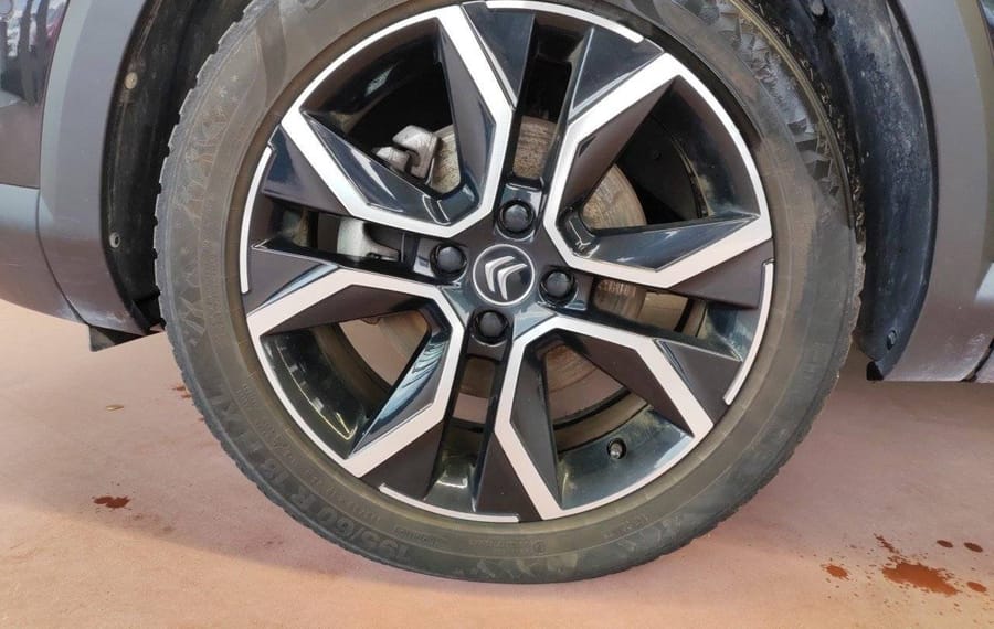 Choisissez votre citroen c4electrique chez CarGo Flex