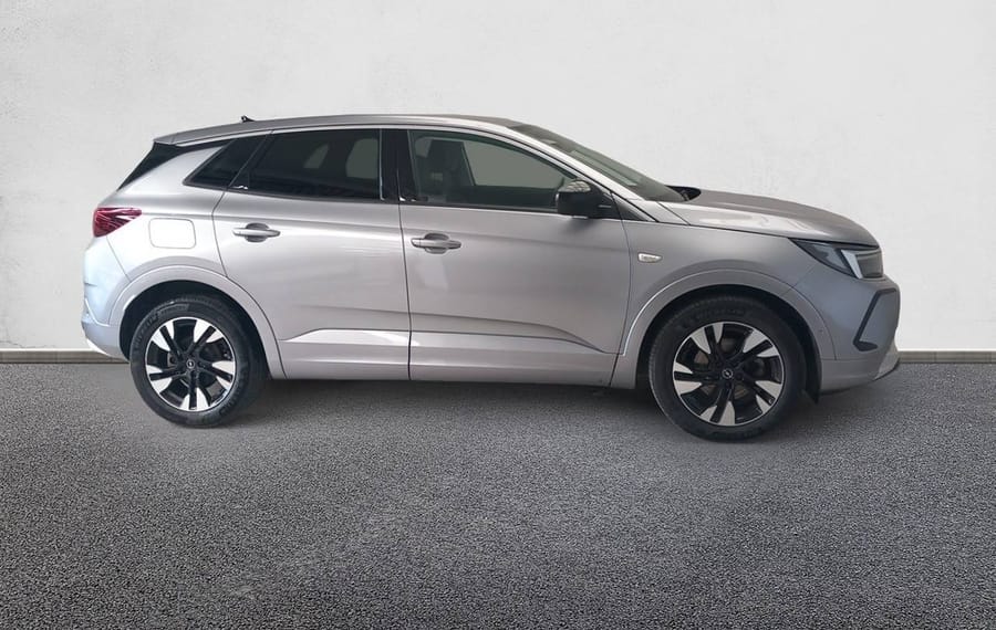 Choisissez votre opel grandland chez CarGo Flex