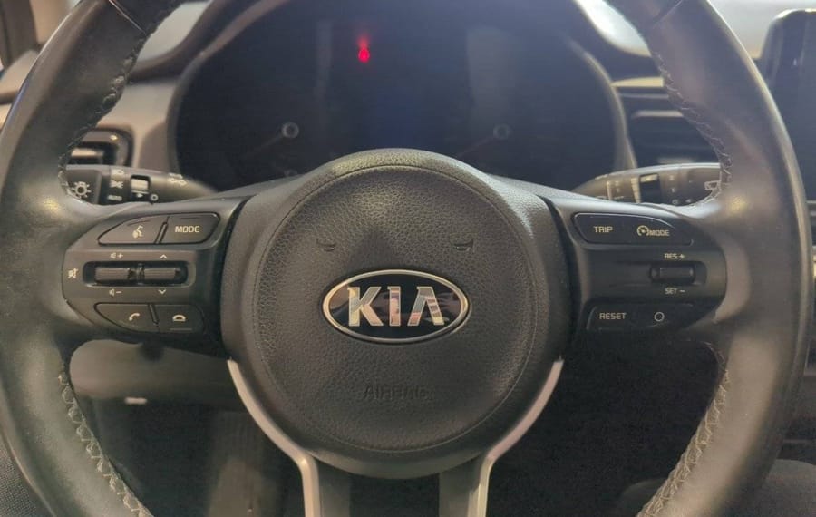 Choisissez votre kia rio chez CarGo Flex