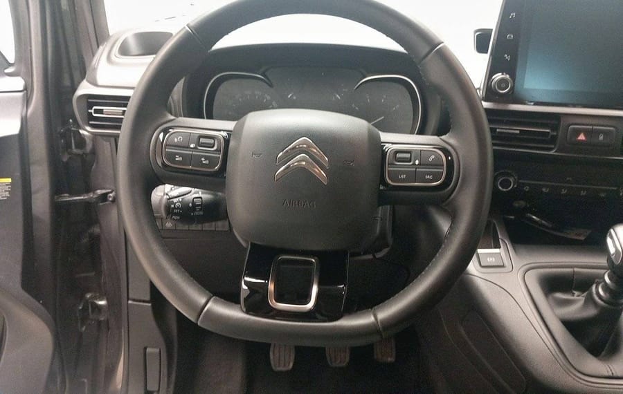 Choisissez votre citroen berlingo chez CarGo Flex