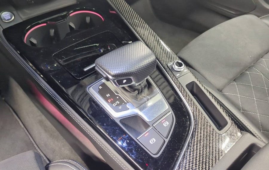 Choisissez votre audi a4 chez CarGo Flex