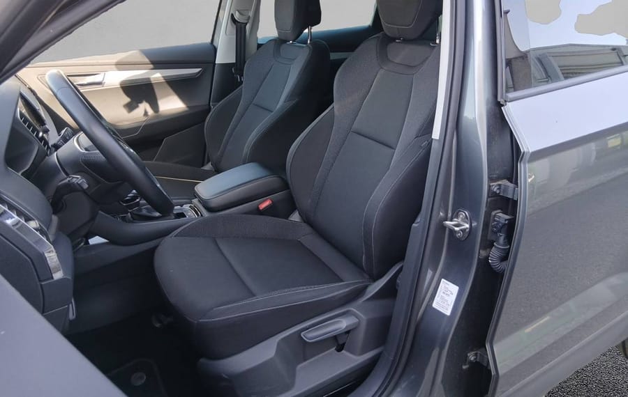 Choisissez votre skoda karoq chez CarGo Flex