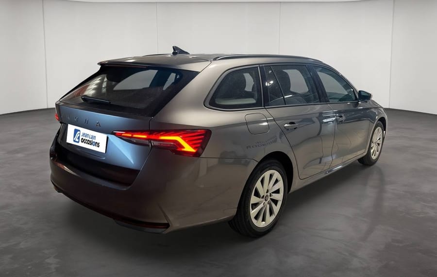 Choisissez votre skoda octaviabreak chez CarGo Flex