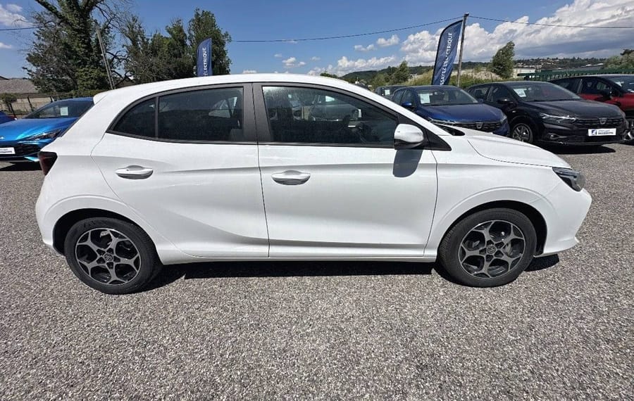 Choisissez votre mg mg3 chez CarGo Flex