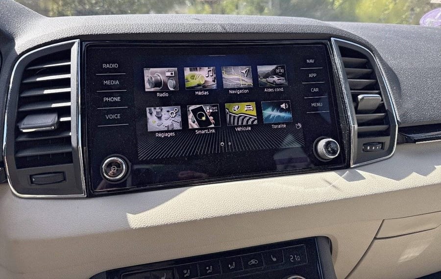 Choisissez votre skoda karoq chez CarGo Flex
