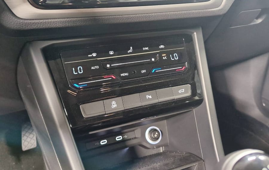 Choisissez votre volkswagen touran chez CarGo Flex