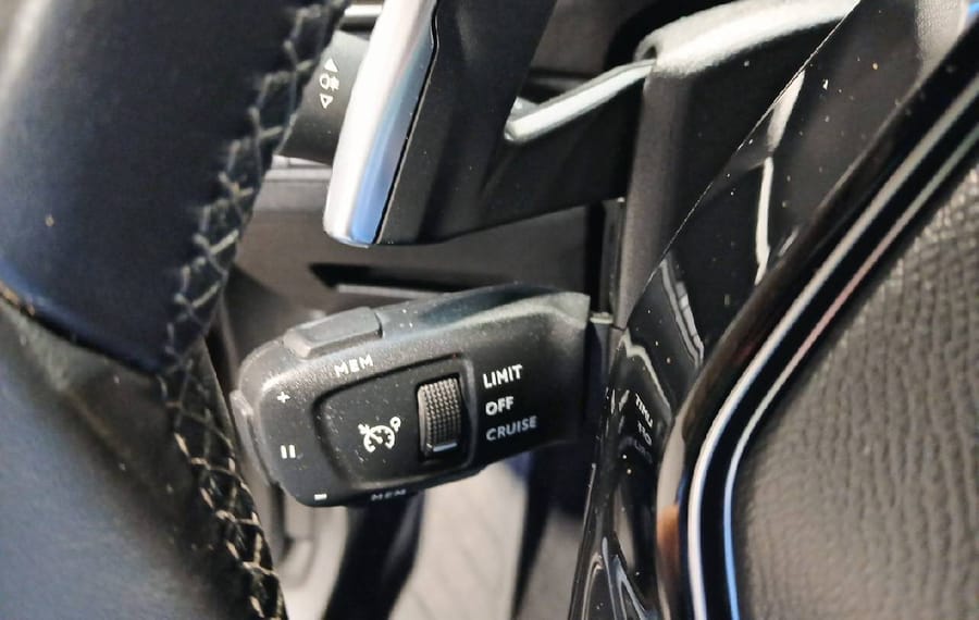 Choisissez votre peugeot 5008 chez CarGo Flex