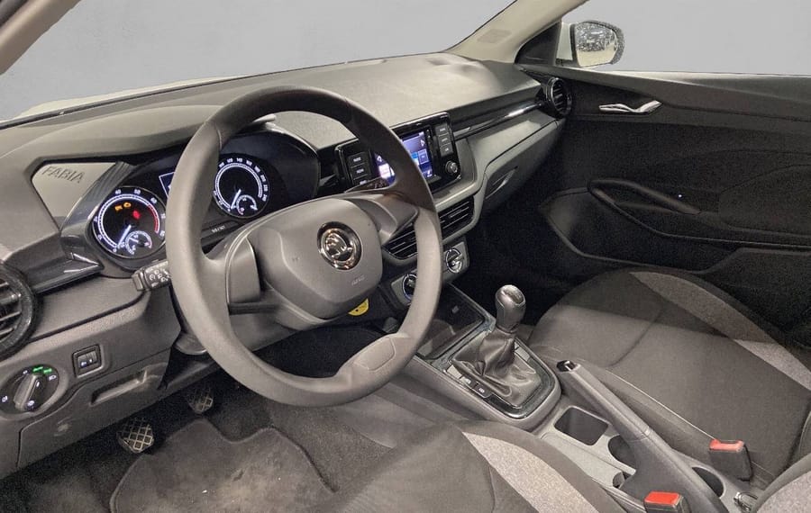 Choisissez votre skoda fabia chez CarGo Flex