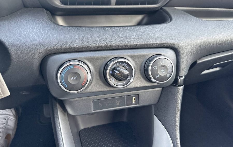 Choisissez votre toyota yaris chez CarGo Flex